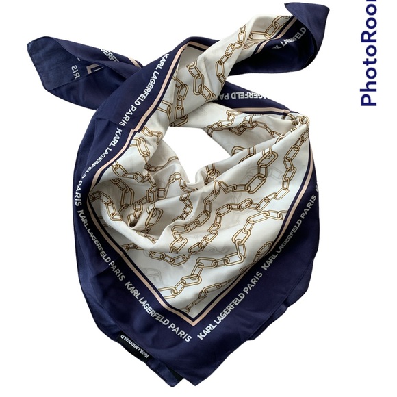 Karl Lagerfeld Accessories - ❤️❤️❤️Karl Lagerfeld silk chain motif scarf NEW❤️❤️❤️